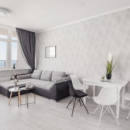 Sea & Sky Apartments Odessa Kamer foto