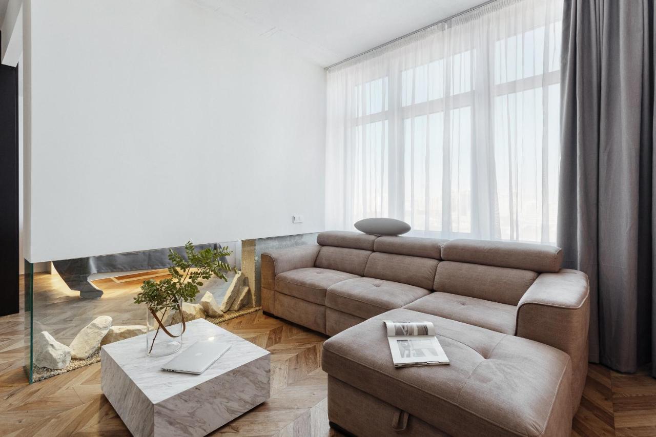 Sea & Sky Apartments Odessa Buitenkant foto